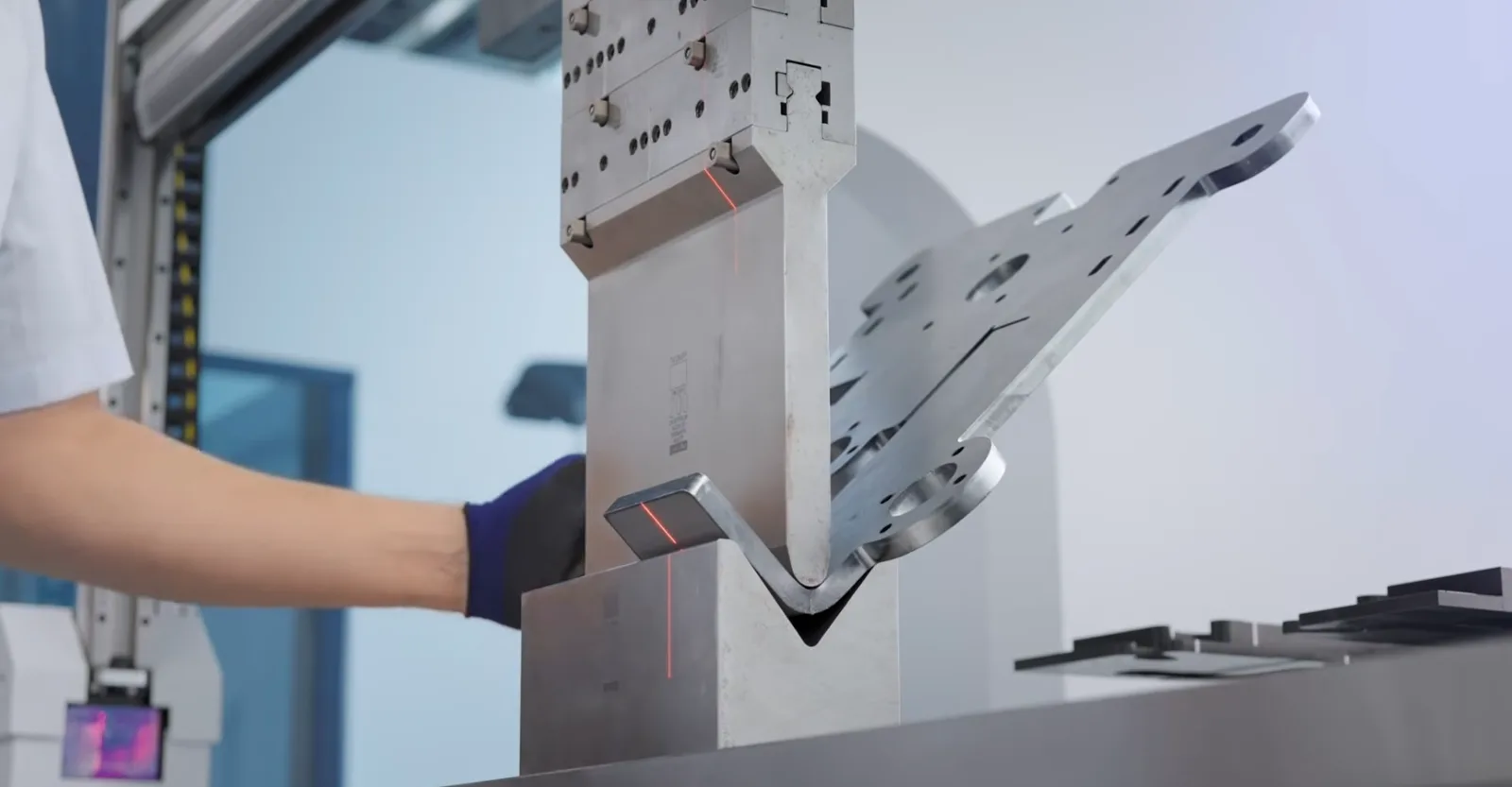 ACB Laser angle measurement system at Xeon NC