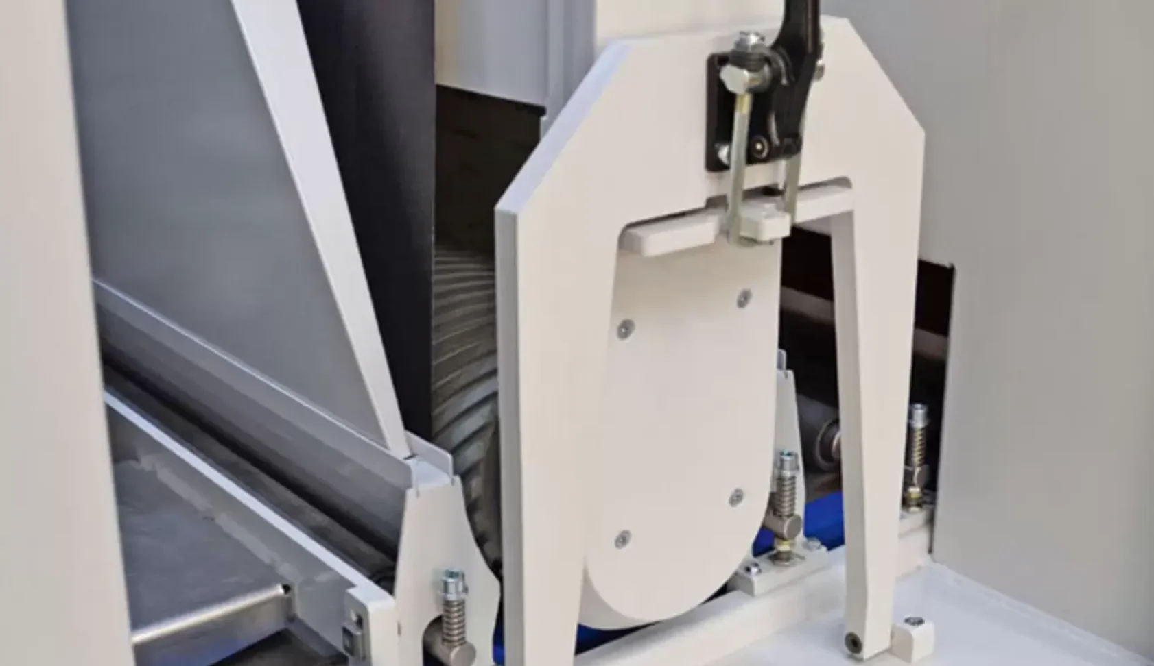 Contact Roller System D on Weber 1350